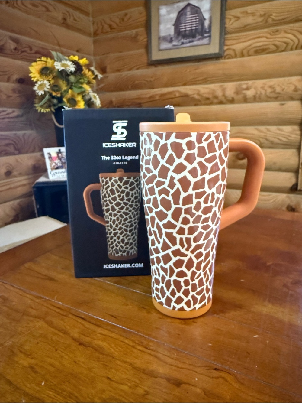 GIRAFFE IceShaker 32oz Legend Series Shaker Tumbler • easy to clean • LEAKPROOF